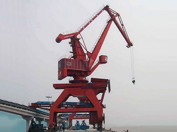 起重機(jī)回轉(zhuǎn)支承的維護(hù)保養(yǎng)以及基本檢查如何做？
